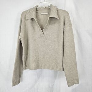 One Grey Day Women’s Size Small Beige Collared Pullover Swester Ribbed